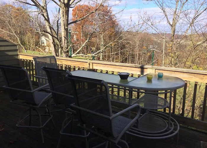 5123 Summit View Court