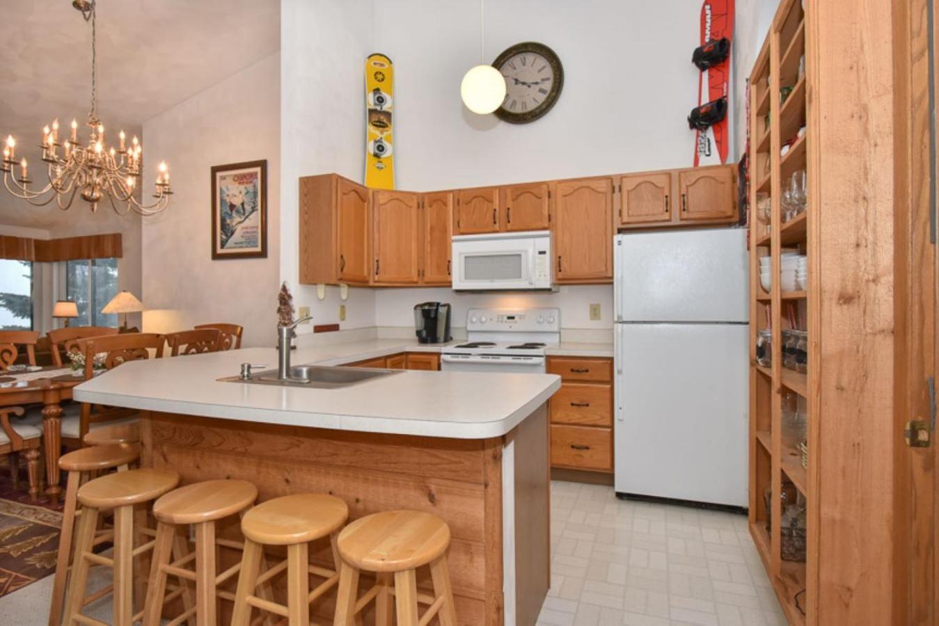 5123 Summit View Court Holiday home